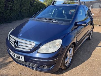 Mercedes B180
