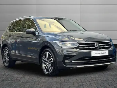 Used VW Tiguan Elegance 150 HP (110 kW) 2022 Grey SUV
