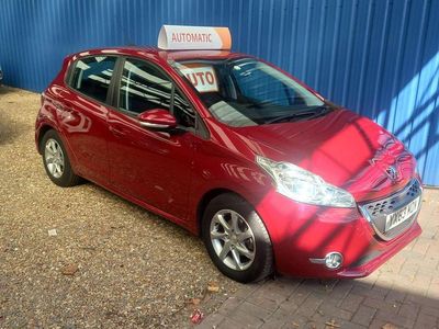 Used Peugeot 208 Active 70 HP (51 kW) 2013 Red Hatchback