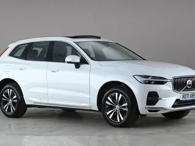 Used Volvo XC60 Inscription 340 HP (250 kW) 2021 White SUV