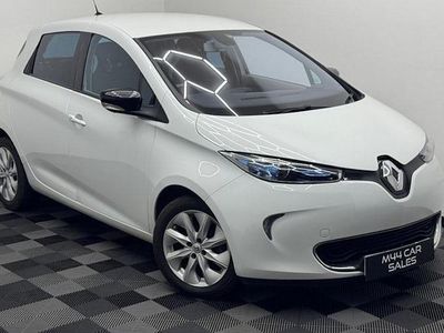 White Used 2014 Renault Zoe Dynamique Hatchback | £3,950 (Fair price)