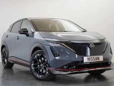 Usado Nissan Ariya Nismo 319 kW (435 CV) 2025 Gris SUV