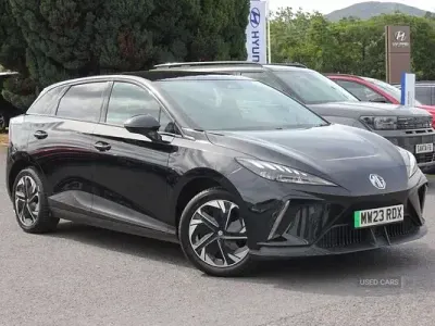 Used MG MG4 EV Trophy 150 kW (204 HP) 2023 Black Hatchback
