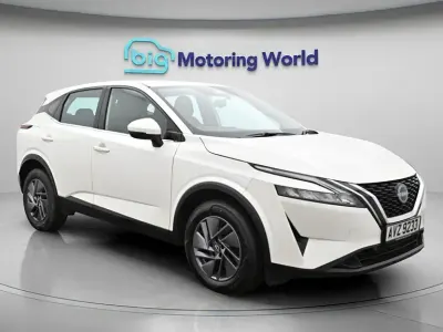 Used Nissan Qashqai Acenta Premium 140 HP (102 kW) 2023 White SUV