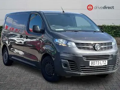 Used Vauxhall Vivaro S 120 HP (88 kW) 2023 Grey MPV