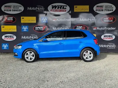 Usado VW Polo Match 60 CV (44 kW) 2016 Azul Utilitario