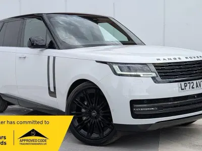 Used Land Rover Range Rover SE 2023 White SUV