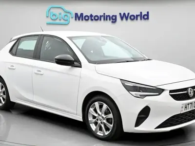 Second-hand Vauxhall Corsa Edition 75 CP (55 kW) 2022 Alb Hatchback