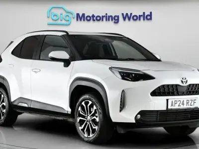 Used Toyota Yaris Cross Design 116 HP (85 kW) 2024 White SUV
