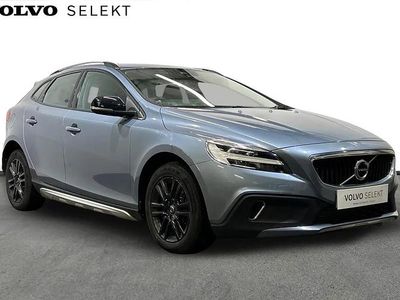 Blue Used 2017 Volvo V40 Plus Hatchback | £10,750 (Fair price)