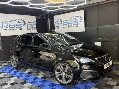 Second-hand Peugeot 308 GT-line 2019 Negru Hatchback