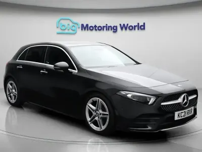 Begagnad Mercedes A200 AMG line 163 HK (119 kW) 2021 Svart Halvkombi