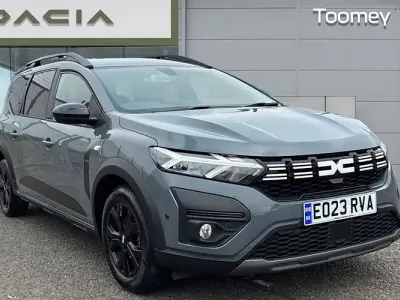 Used Dacia Jogger Extreme 110 HP (80 kW) 2023 Grey MPV