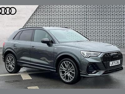 Begagnad Audi Q3 Black Edition 150 HK (110 kW) 2025 Grå SUV