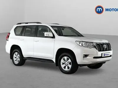 Used Toyota Land Cruiser Active 204 HP (150 kW) 2022 White Estate