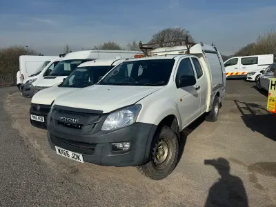 Used Isuzu D-Max 2017 White Pickup