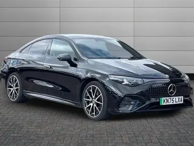 Usado Mercedes CLA 250+ AMG line 200 kW (272 HP) 2025 Preto Sedan