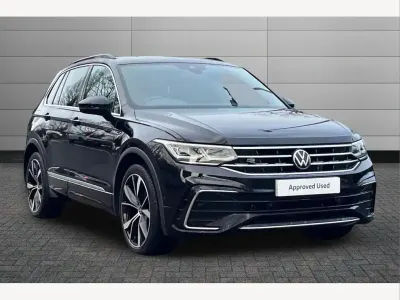Used VW Tiguan R-line Edition 150 HP (110 kW) 2023 Deep black SUV