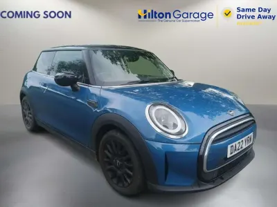 Begagnad Mini Cooper Classic 2022 Blå Halvkombi