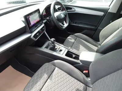 Used Seat Leon FR 2022 White Hatchback