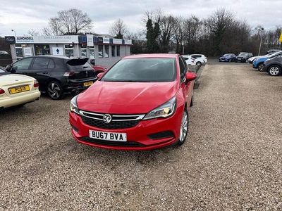 Used Vauxhall Astra Design Edition 105 HP (77 kW) 2017 Red Hatchback