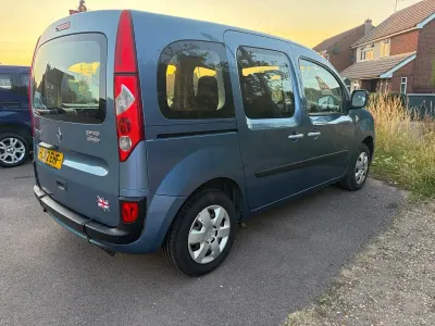 Used Renault Kangoo Expression 106 HP (77 kW) 2012 Blue MPV