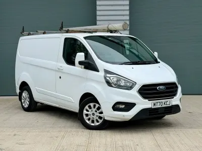 Used Ford Transit Custom Limited 130 HP (95 kW) 2020 White Van
