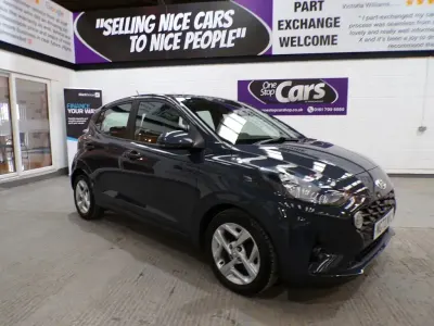 Used Hyundai i10 SE 67 HP (49 kW) 2023 Grey Hatchback