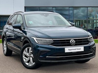 Used VW Tiguan Life 150 HP (110 kW) 2022 Nightshade blue metallic SUV