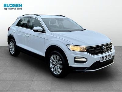 White Used 2018 VW T-Roc SE SUV | £12,691 (Fair price)
