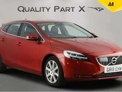 Used Volvo V40 Inscription 152 HP (111 kW) 2019 Red Hatchback