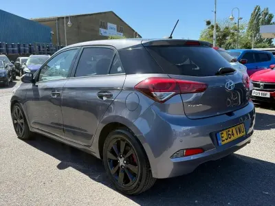 Używany Hyundai i20 Premium SE 2014 Szary Hatchback