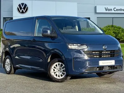 Begagnad VW Transporter Pro 2025 Lila Van