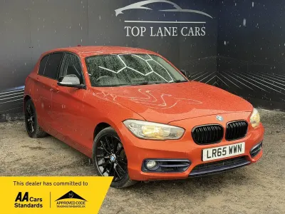 Usado BMW 118 Sport Line 2015 Laranja Citadino