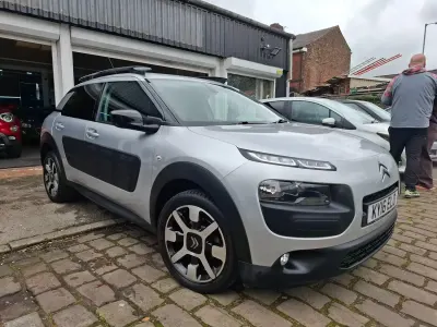Gebraucht Citroën C4 Cactus Flair 110 PS (80 kW) 2016 Silber Kleinwagen