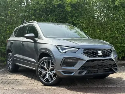 Käytetty Seat Ateca FR Sport 150 HP (110 kW) 2024 Harmaa Katumaasturi