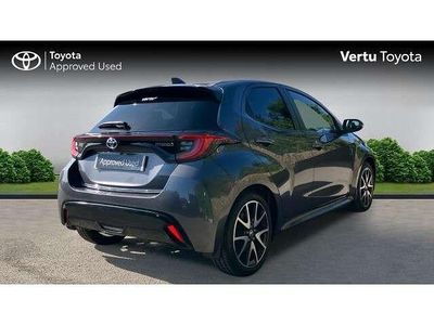 Second-hand Toyota Yaris Hybrid City 116 CP (85 kW) 2022 Gri Hatchback