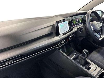 Begagnad VW Golf VII Style 2021 Halvkombi