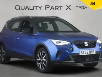 Begagnad Seat Arona FR 2022 Blå SUV