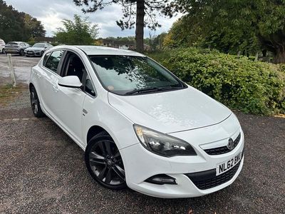 White Used 2012 Vauxhall Astra SRi Hatchback | £2,495 (Fair price)