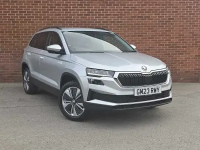 Używany Skoda Karoq SE Drive 110 KM (80 kW) 2023 Srebrny SUV