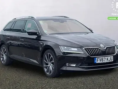 Used Skoda Superb 190 HP (139 kW) 2018 Brown Estate