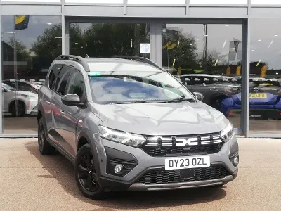 Used Dacia Jogger Extreme 109 HP (80 kW) 2023 Grey MPV