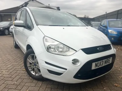 Used Ford S-MAX Zetec 2013 White MPV