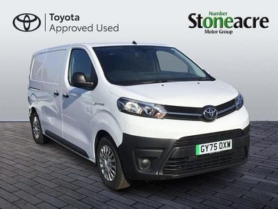 New Toyota Proace 100 kW (136 HP) 2025 White MPV