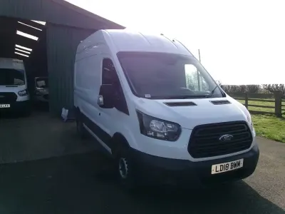 Begagnad Ford Transit 130 HK (95 kW) 2018 Vit Van