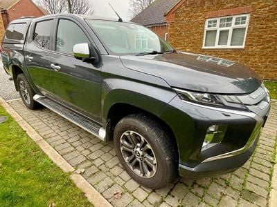 Used Mitsubishi L200 Warrior 150 HP (110 kW) 2019 Grey Pickup