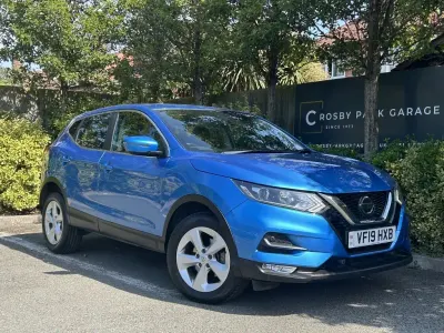 Used Nissan Qashqai Acenta Premium 115 HP (84 kW) 2019 Blue SUV