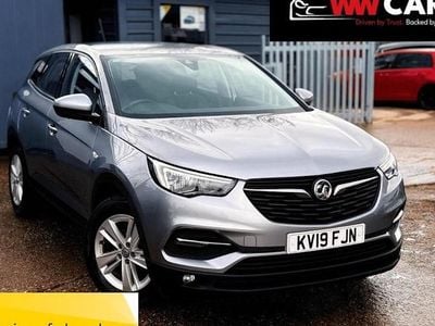 Used Vauxhall Grandland X 131 HP (96 kW) 2019 Grey SUV
