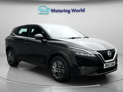 Used Nissan Qashqai Acenta Premium 2022 Black SUV